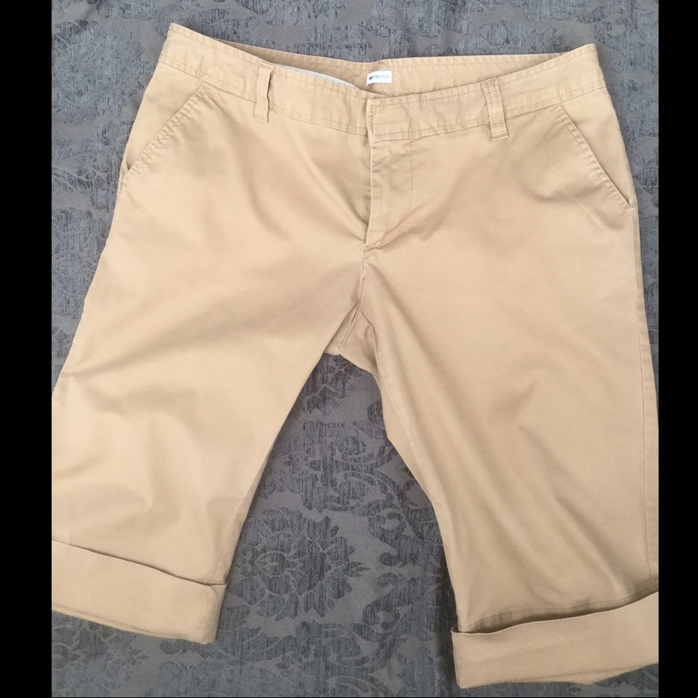 GAP Small Long Khaki Dress Shorts